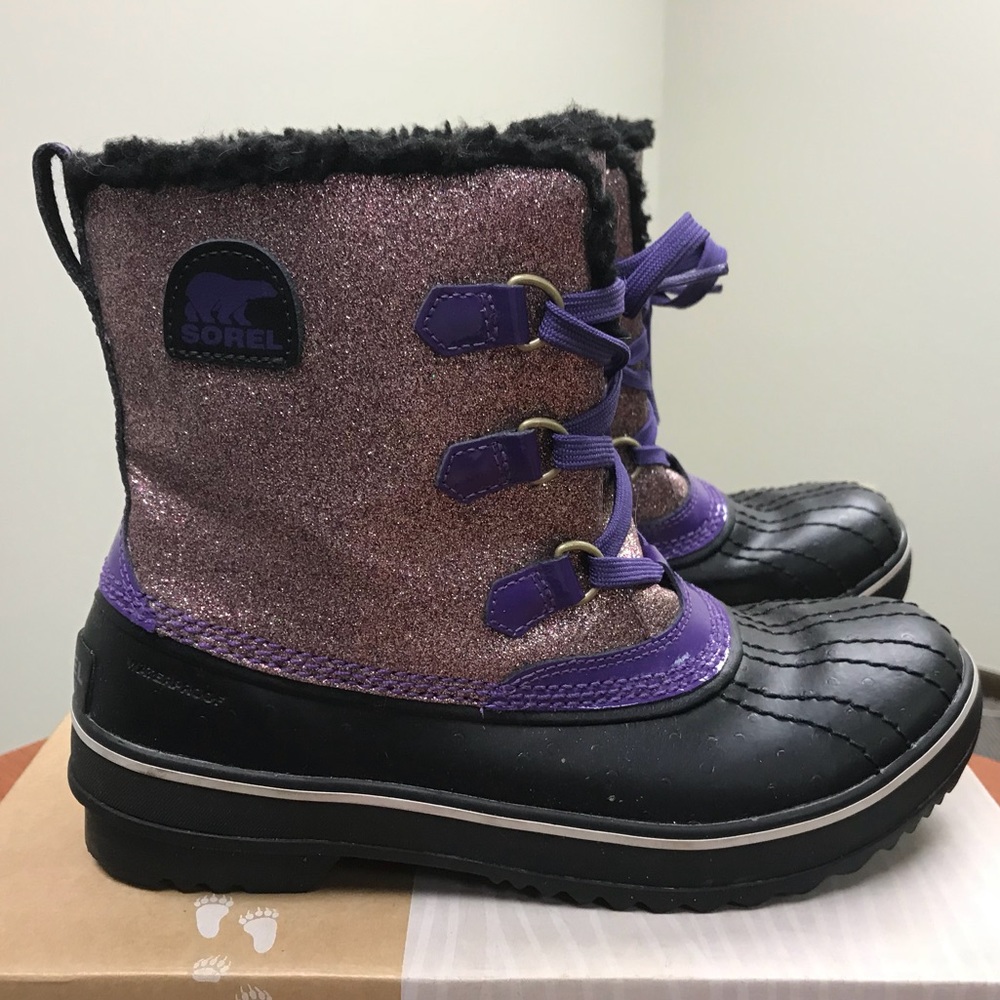 Pink glitter Sorel Snow Boots youth size 6